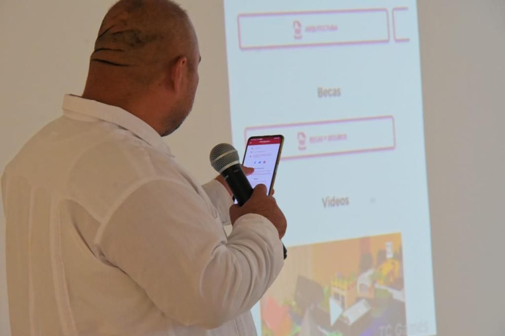 App “Oferta Educativa Quintana Roo” es lanzada por SEQ para el nivel superior diseñada por UPQROO