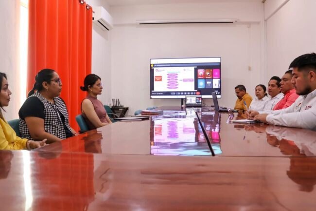 INMAYA participa en el programa "Mujer es aprender", para llegar a comunidades indígenas en equipo con SEMUJERES y el IEEJA en Quintana Roo. 