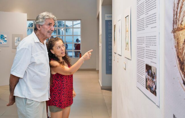 Descubre la exposición “El artista que vive en mí” en el Museo de la Isla, organizada por la FPMC en Cozumel.