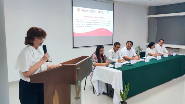 La UAQROO y el SESESC firman un Nuevo Acuerdo por el Bienestar y Desarrollo de Quintana Roo, con pláticas de sensibilización y estrategias de prevención.