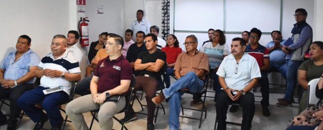 El programa 3XMiSalud del INMAYA promueve bienestar integral con la charla “Nutrir tu cuerpo, transformar tu vida”, mejorando la salud física y emocional en el entorno laboral.