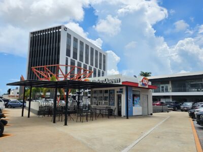 Avenida Huayacán Cancún