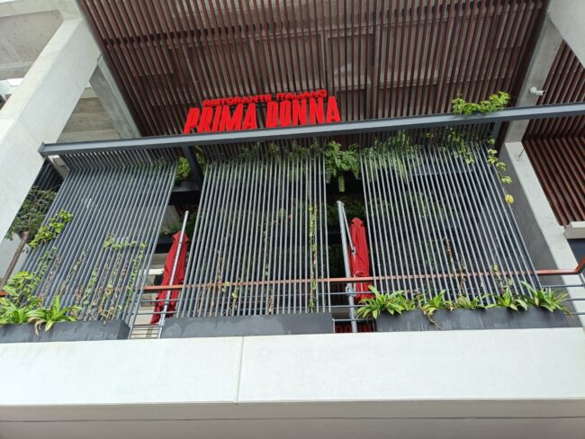 Avenida Huayacán Cancún