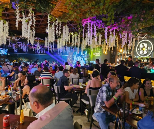 Avenida Huayacán Cancún