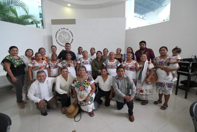 El INMAYA y el Ayuntamiento de Playa del Carmen firman un convenio para promover los usos, costumbres y tradiciones del pueblo maya y comunidades indígenas.