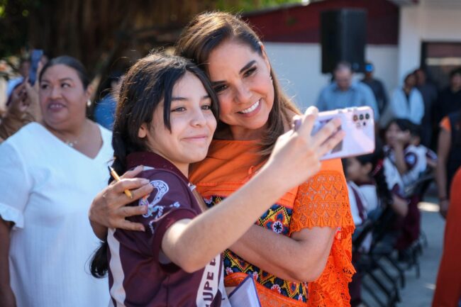 Mara Lezama refrenda un inicio de ciclo escolar 2025‑2026 de educación inclusiva en Quintana Roo, con libros gratuitos y planeación docente.