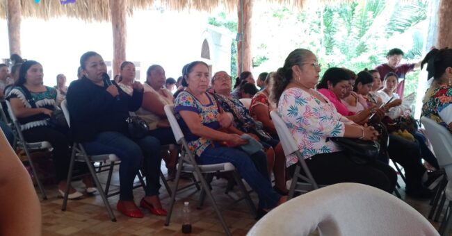 INMAYA, INPI, SEMUJERES y CONAFOR llevan a cabo un diálogo con artesanas y emprendedoras indígenas en la emblemática Cruz Parlante