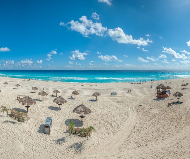Actividades económicas en Cancún turistear