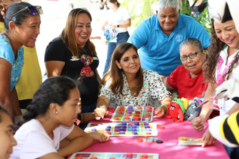DIF-PILARES cumple su primer aniversario en Cancún con Verónica Lezama