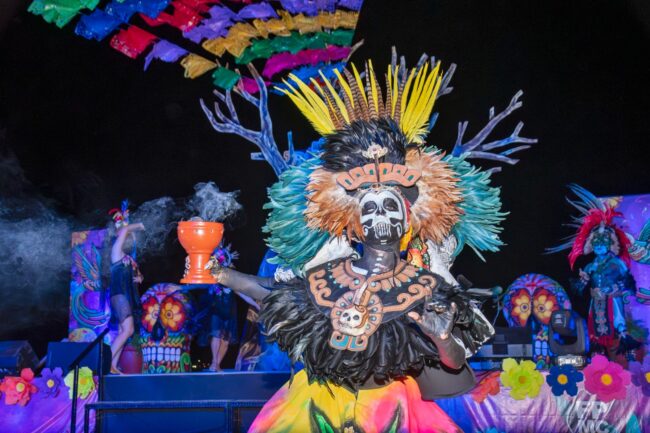 El festival del Día de Muertos “Tradición Luz y Reencuentro” de la FPMC, vivió un encuentro lleno de cultura, identidad y arte en Cozumel.
