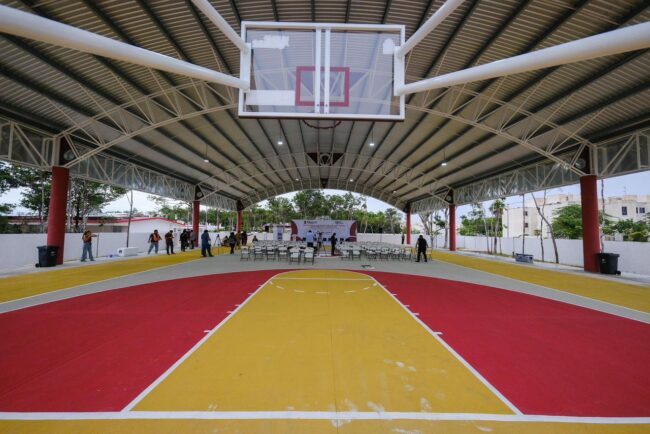 Secundaria Técnica en Tulum