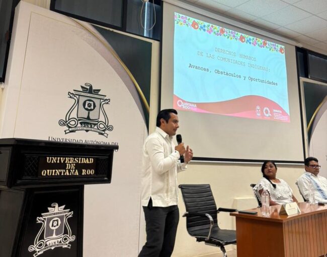 INMAYA promueve los Derechos Humanos de las comunidades indígenas durante la Semana Cultural del Derecho en la Universidad Autónoma de Quintana Roo.