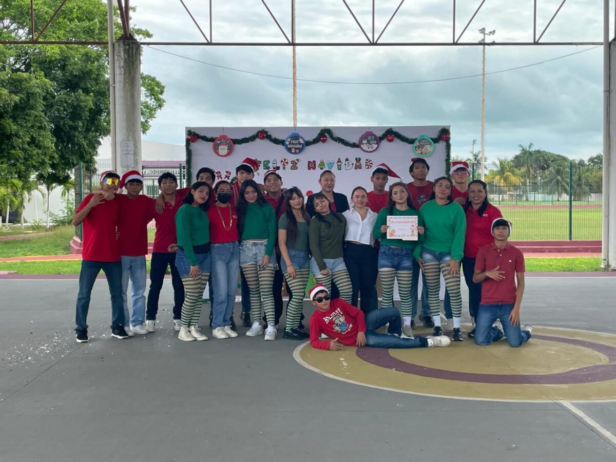 Festival navideño y posada del CEDAR Chetumal