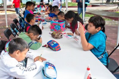 El taller infantil tiene como objetivo dar a conocer sobre la biodiversidad de la vida marina 