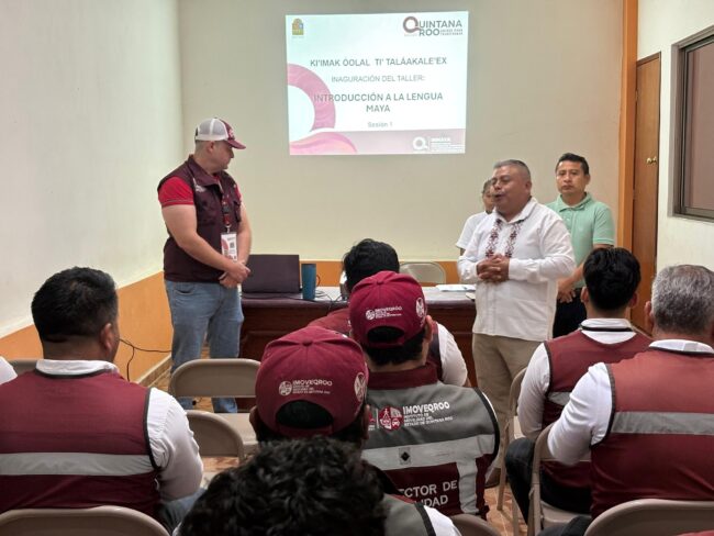 Taller “Introducción a la Lengua Maya” impartido por INMAYA a personal de IMOVEQROO.