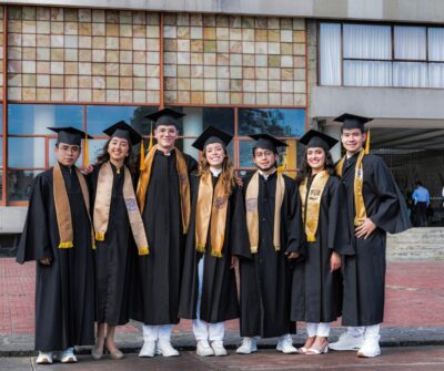 Crear unión en la vida universitaria es una superventaja para tu futuro profesional. Además, te ayuda a disfrutar la uni mientras construyes...