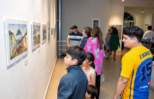 Exposición pictórica “Entorno Natural”, FPMC, Fabio Latorre fortalece la cultura en Cozumel con 20 acuarelas en el Museo de la Isla. Descúbrela.