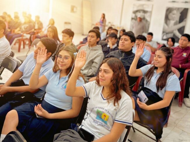 Encuentro Jóvenes al Debate x Bacalar impulsa liderazgo juvenil con INMAYA y Coordinación de Juventud en Quintana Roo.