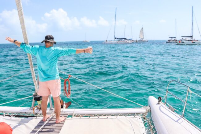 Entre velas y naturaleza: la misión ecológica de Cancún Sailing responsabilidad social