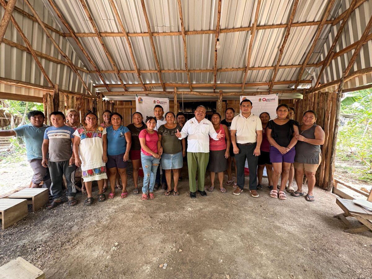 INMAYA imparte plática de derechos indígenas INMAYA imparte plática de derechos indígenas