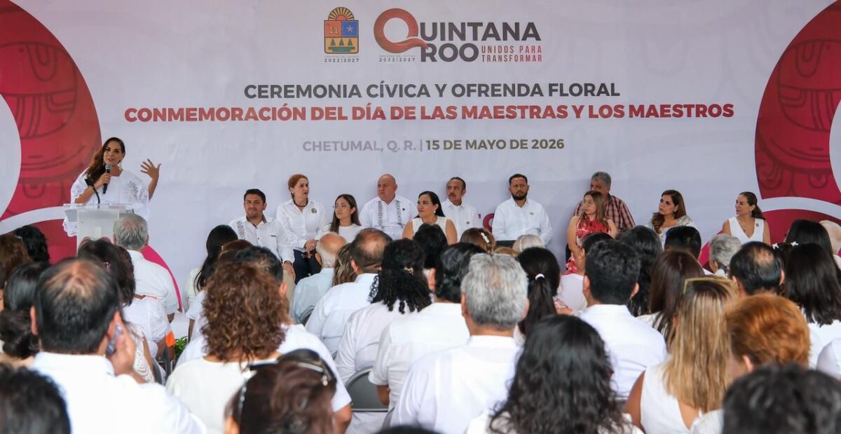 Ceremonia cívica por el día de las maestras y maestros Ceremonia cívica por el día de las maestras y maestros