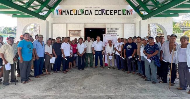 INMAYA entrega apoyo económico a dignatarias y dignatarios mayas para fortalecer la cultura, identidad y tradiciones de Quintana Roo.