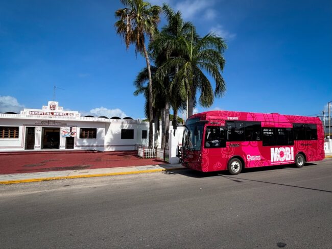 La credencialización para el sistema MOBI ya comenzó en Chetumal. Mara Lezama anuncia requisitos, módulos, y cómo obtener tu tarjeta gratuita.
