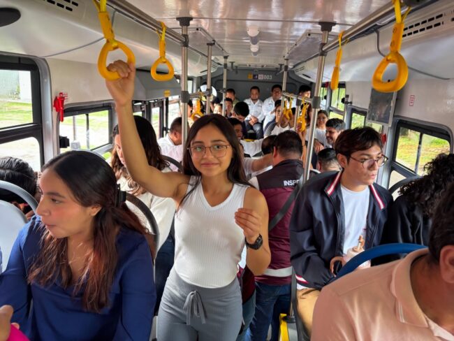 La credencialización para el sistema MOBI ya comenzó en Chetumal. Mara Lezama anuncia requisitos, módulos, y cómo obtener tu tarjeta gratuita.