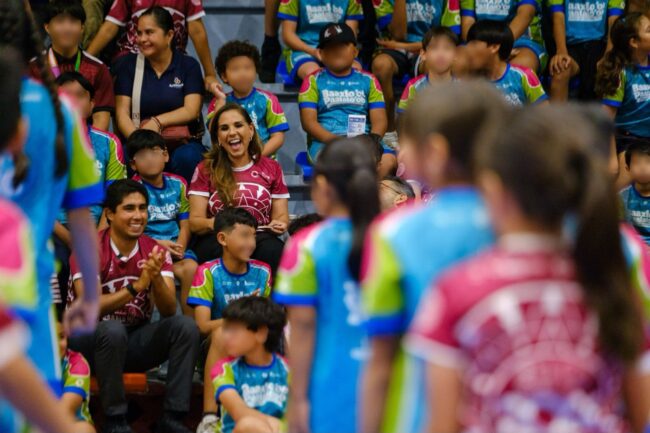 Mara Lezama clausura el curso Baaxlo’ob Paalalo’ob que reunió a 717 niñas y niños en Cancún y Chetumal con deporte, valores y formación.