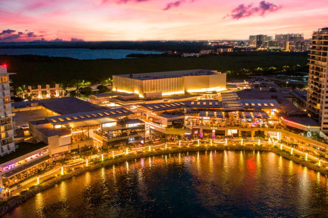 MARINA PUERTO CANCÚN